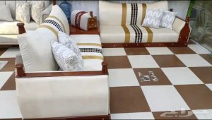 حرف L مقاس ٣×٣ ب 1600 ريال