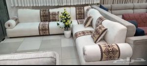 حرف L مقاس ٣×٣ ب 1600 ريال